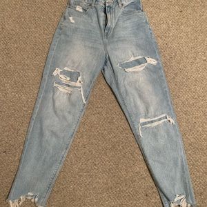 AE curvy mom jean